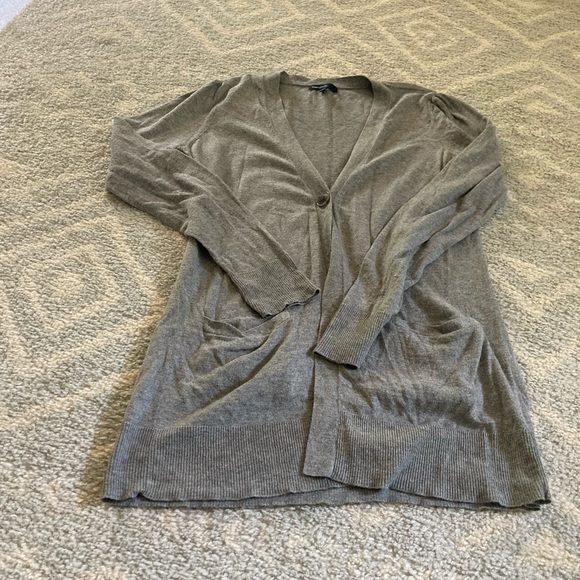 GAP Sweaters - Gap Maternity Cardigan